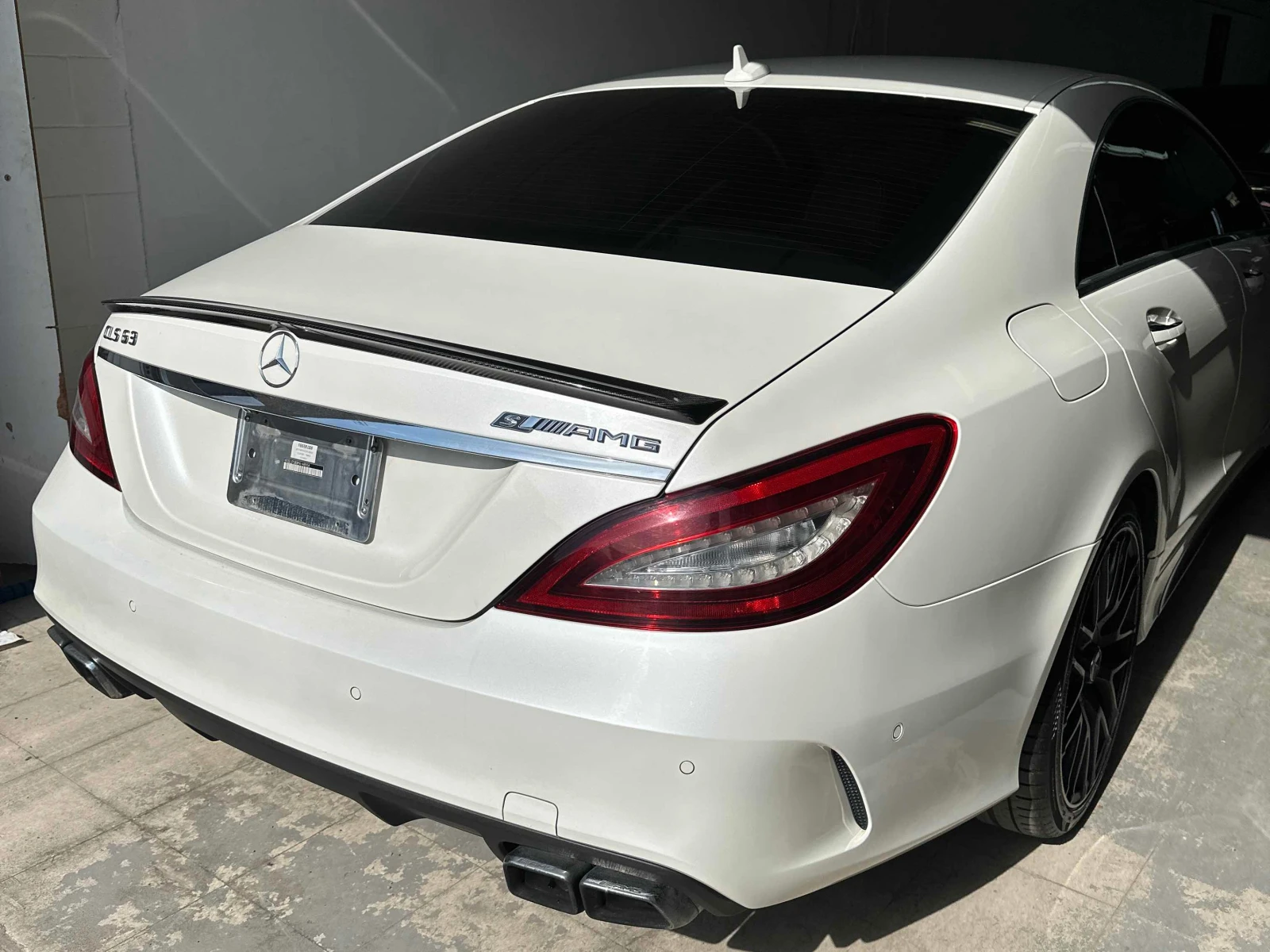 Mercedes-Benz CLS 63 AMG 4MATIC * FACE * ОБДУХ * БЕЗ ИНЦИДЕНТИ * , снимка 3 - Автомобили и джипове - 54297028