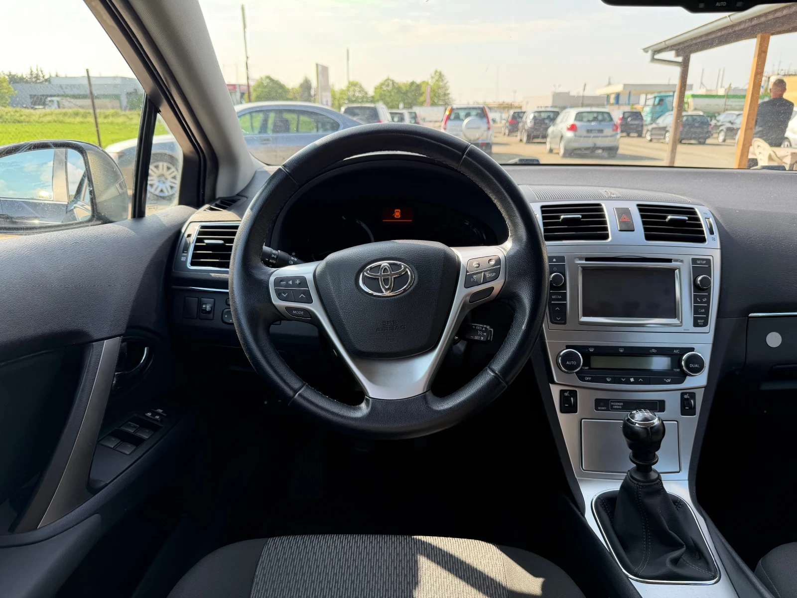 Toyota Avensis 1.8 | Mobile.bg � ����������� 9