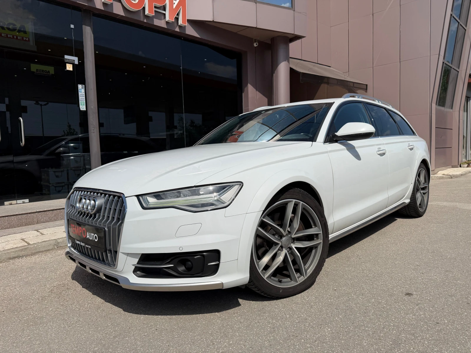 Audi A6 Allroad 3.0 Bi TURBO-320к.с-PANORAMA, снимка 2 - Автомобили и джипове - 54697382