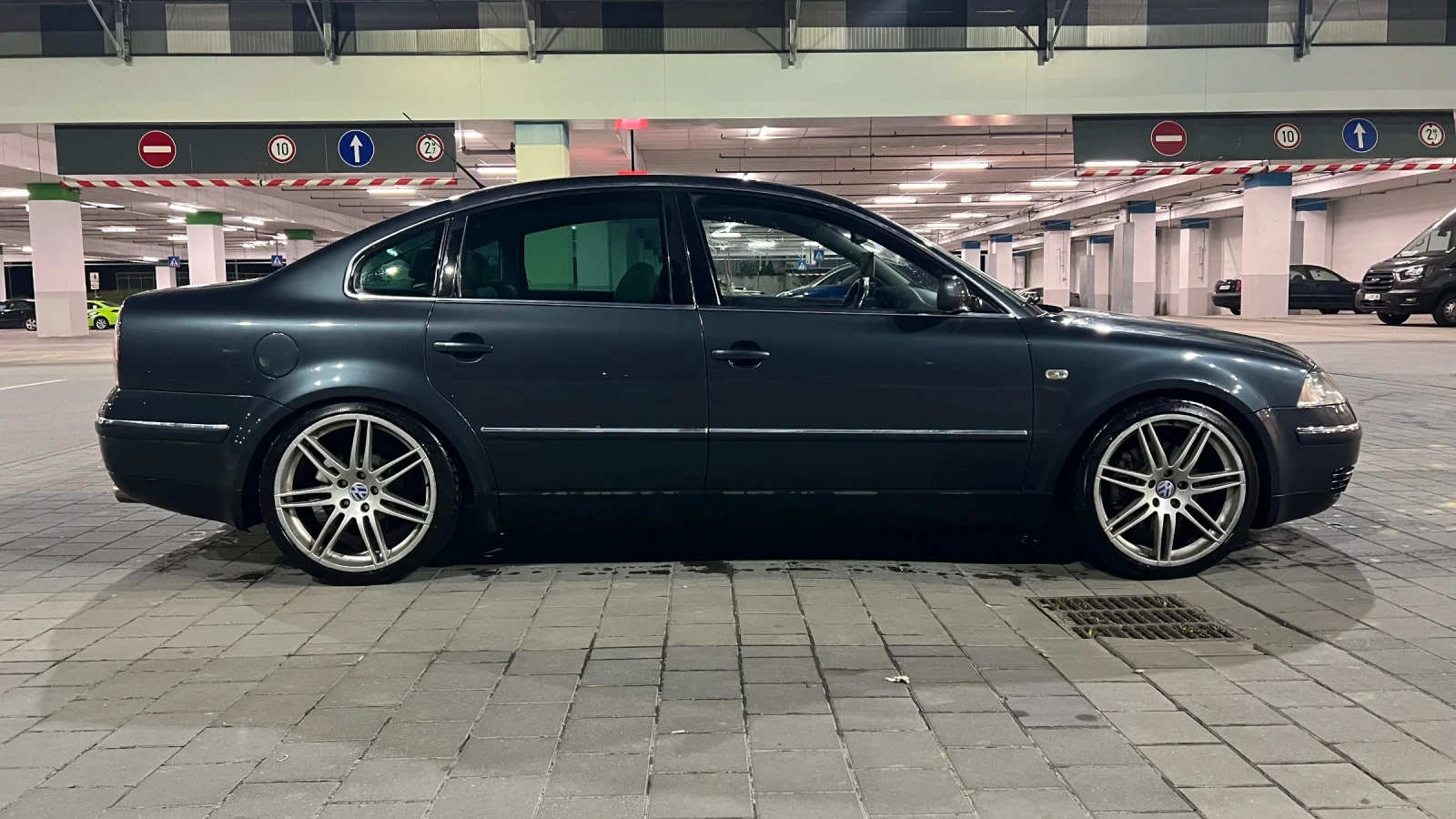 VW Passat B5.5 2.8 30V 4Motion, снимка 5 - Автомобили и джипове - 54825902