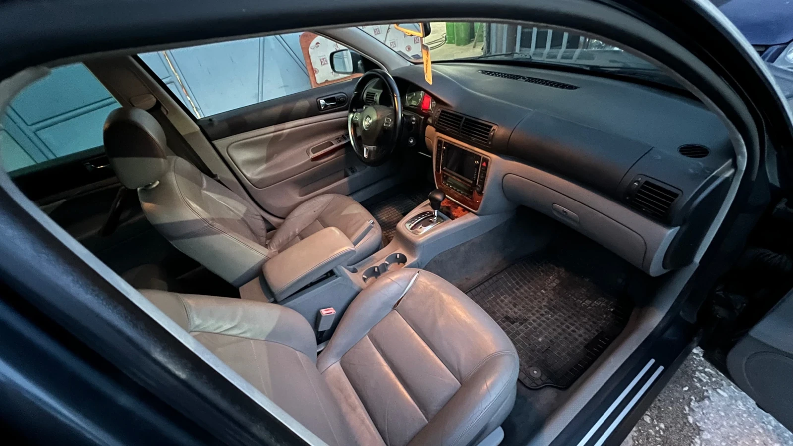 VW Passat B5.5 2.8 30V 4Motion, снимка 12 - Автомобили и джипове - 54825902
