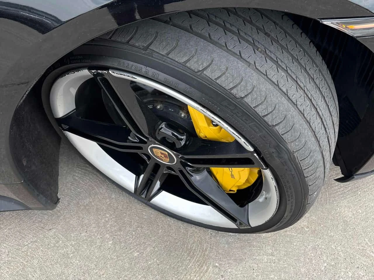 Porsche Taycan * Turbo S Sedan * CARFAX * ����� �� �����������  | Mobile.bg � ����������� 7