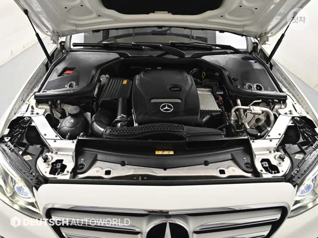 Mercedes-Benz E 300 AMG LINE HEAD UP 360CAM PANORAMA ОБДУХ, снимка 6 - Автомобили и джипове - 55402046