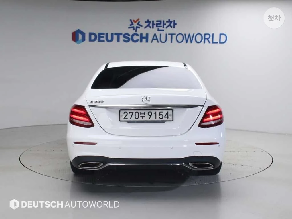 Mercedes-Benz E 300 AMG LINE HEAD UP 360CAM PANORAMA ОБДУХ, снимка 4 - Автомобили и джипове - 55402046