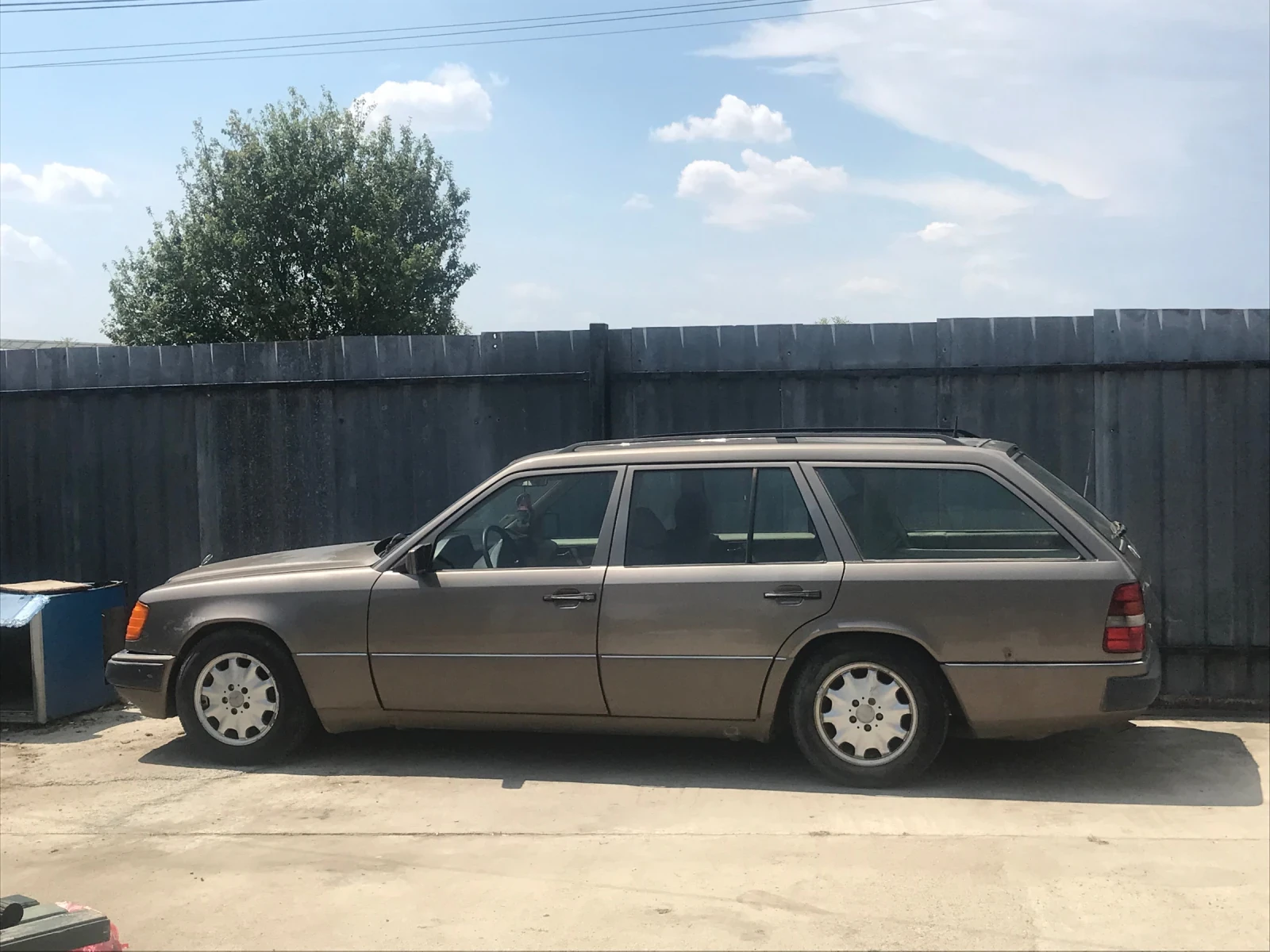 Mercedes-Benz 124 TE