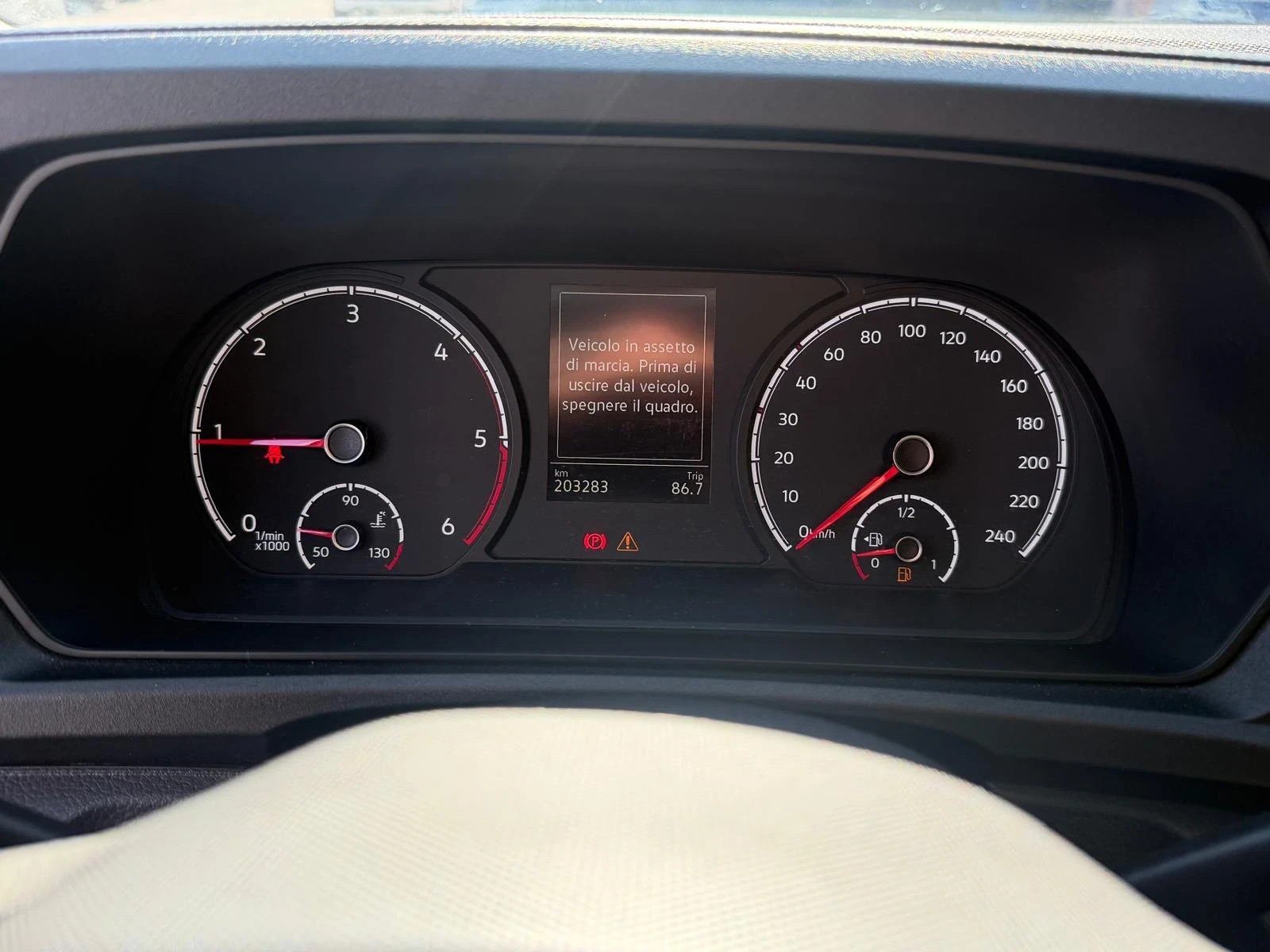 VW Caddy 2.0TDI 102hp* ДИСТРОНИК* КЛИМА* NAVI* 2022г, снимка 7 - Автомобили и джипове - 55826030