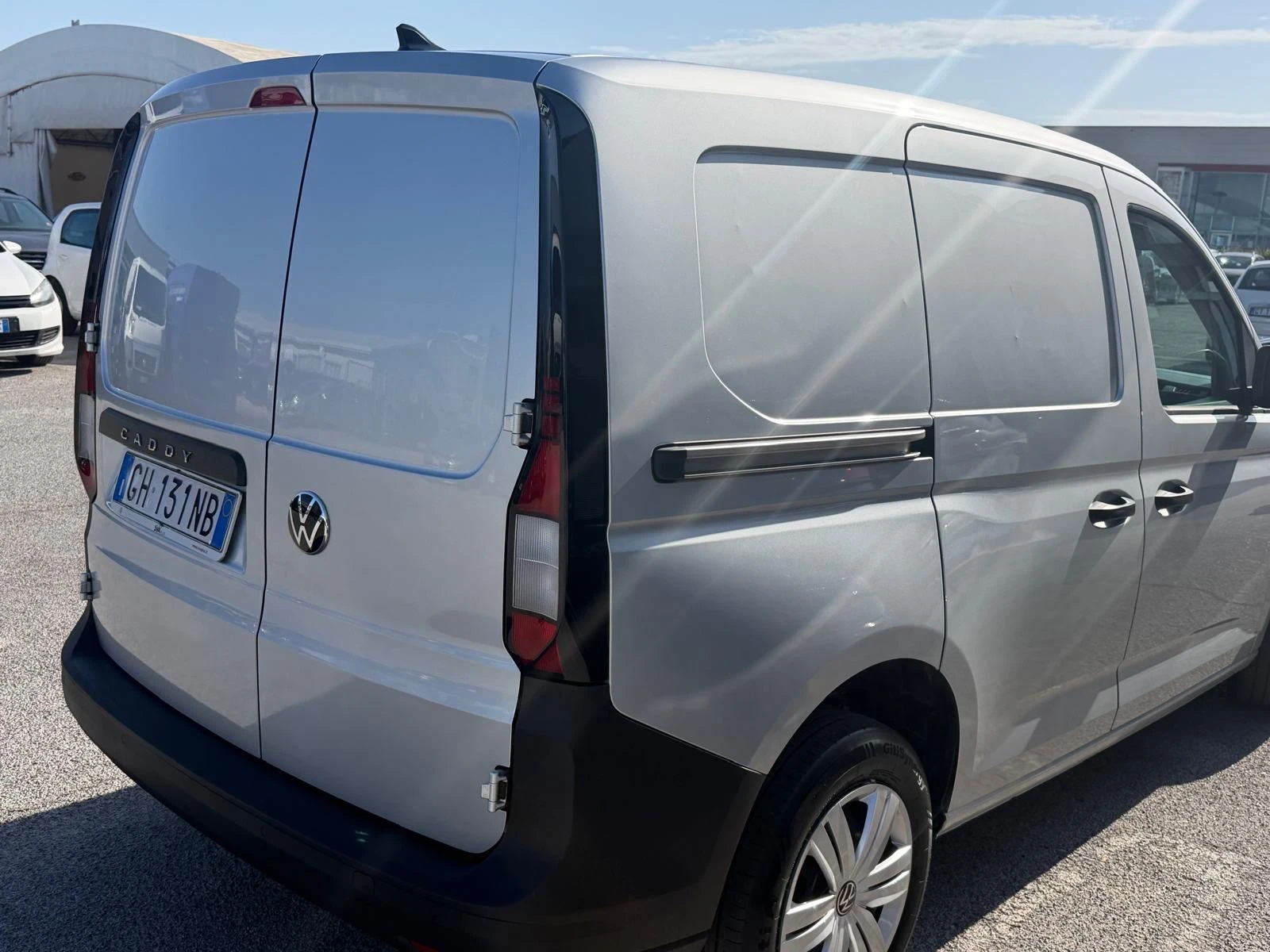 VW Caddy 2.0TDI 102hp* ДИСТРОНИК* КЛИМА* NAVI* 2022г, снимка 15 - Автомобили и джипове - 55826030