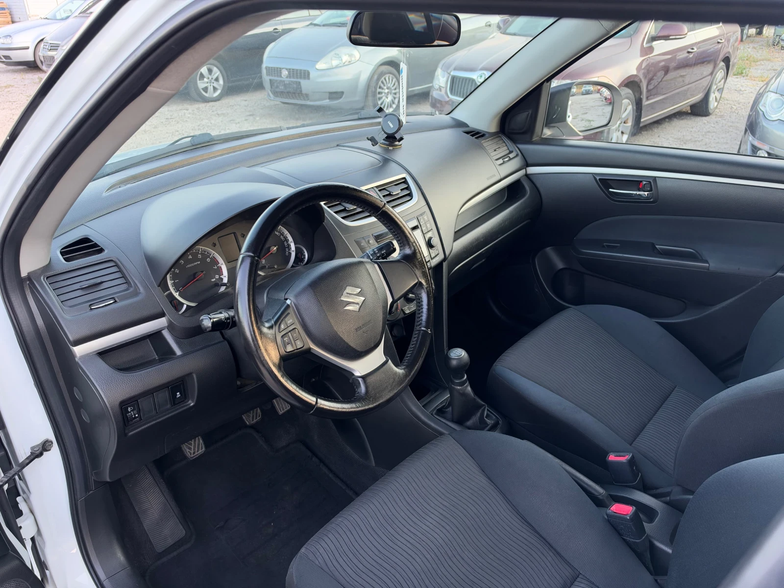Suzuki Swift 1.2 I 4x4 ЕВРО 5 , снимка 11 - Автомобили и джипове - 56133018