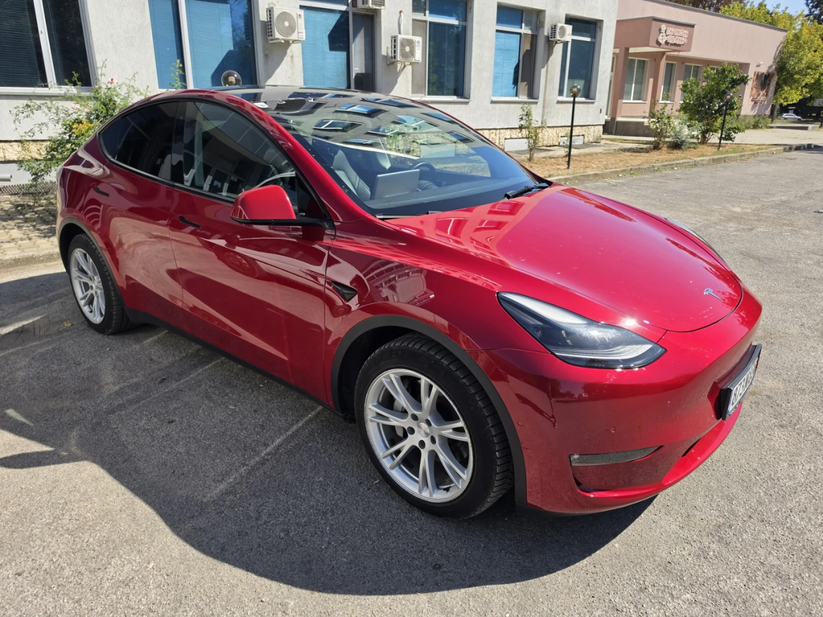 Tesla Model Y LR AWD , снимка 2 - Автомобили и джипове - 56133053
