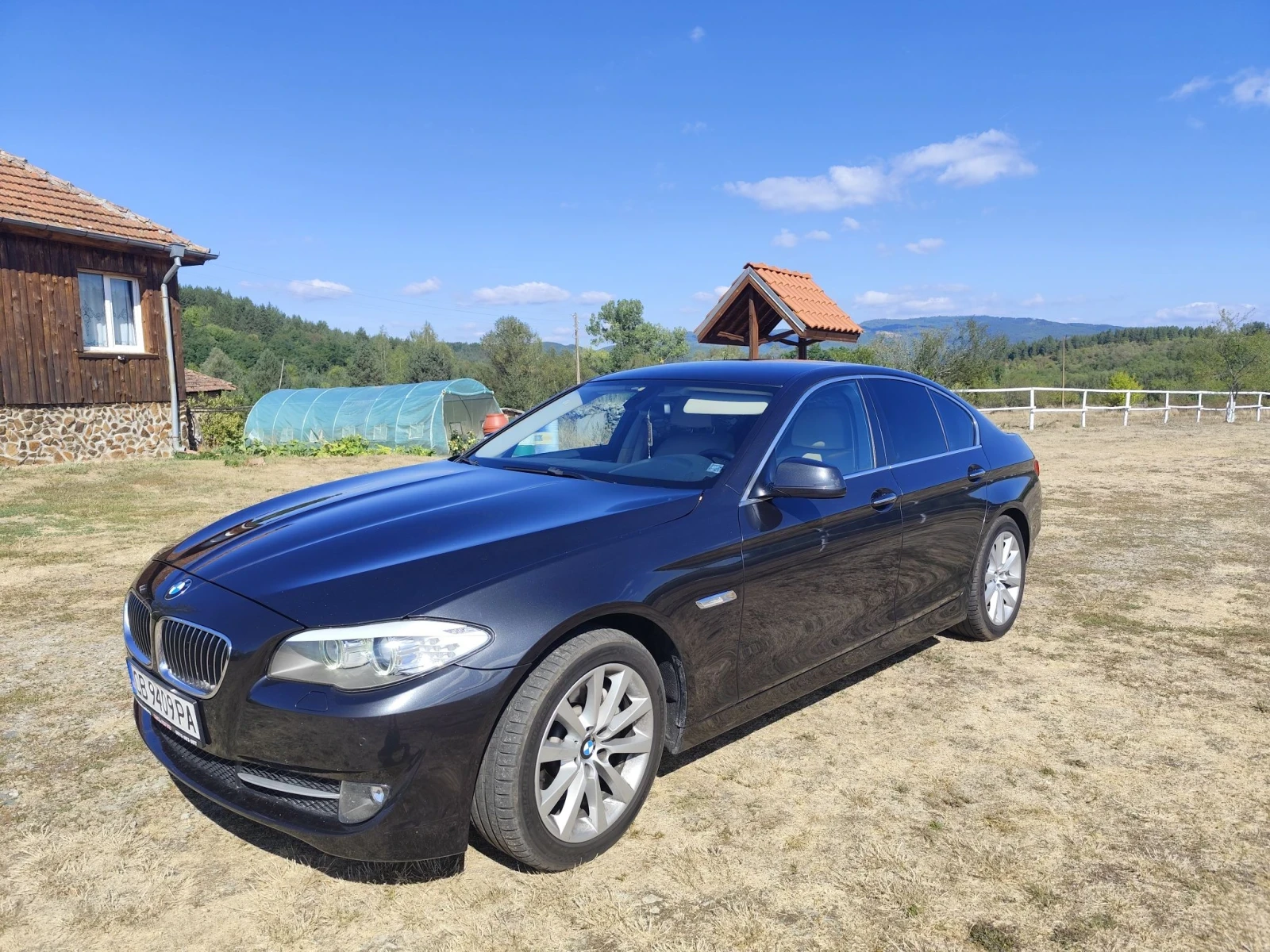 BMW 525, снимка 2 - Автомобили и джипове - 56161186