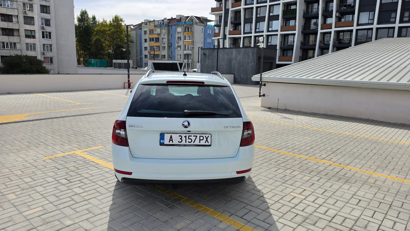Skoda Octavia 2.0 TDI, снимка 4 - Автомобили и джипове - 56223533