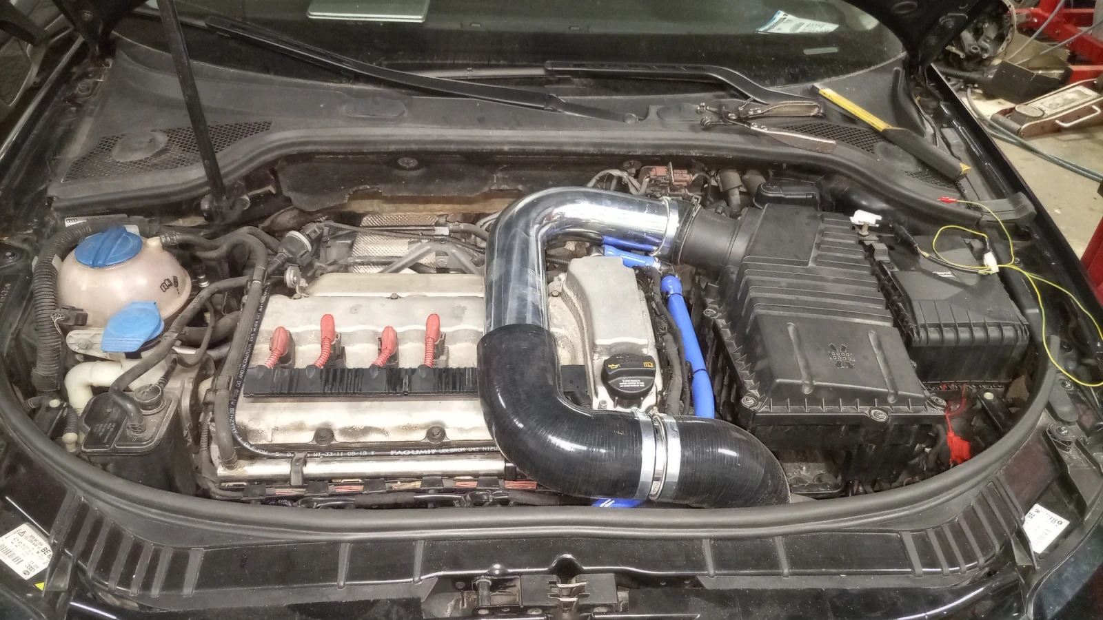 Audi A3 R32, снимка 6 - Автомобили и джипове - 56638924