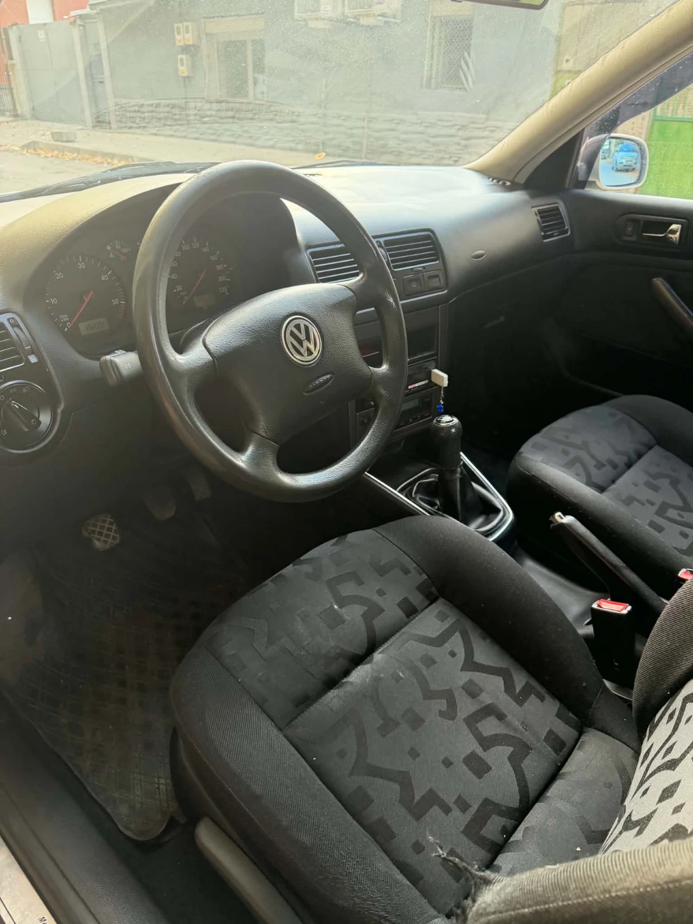 VW Bora 1.9tdi, снимка 7 - Автомобили и джипове - 56726362