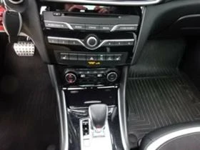 Infiniti Q30 2.2d AWD Sport, снимка 12