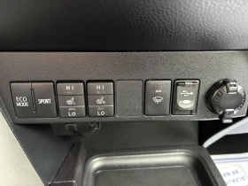 Toyota Rav4 2.5l XLE 4x4 still PLATINUM , снимка 12