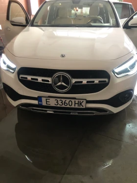  Mercedes-Benz GLA 25...