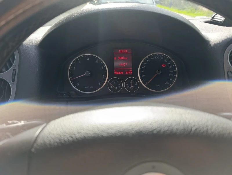 VW Tiguan, снимка 17 - Автомобили и джипове - 51551688