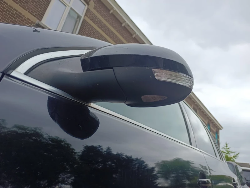 VW Tiguan, снимка 5 - Автомобили и джипове - 51551688