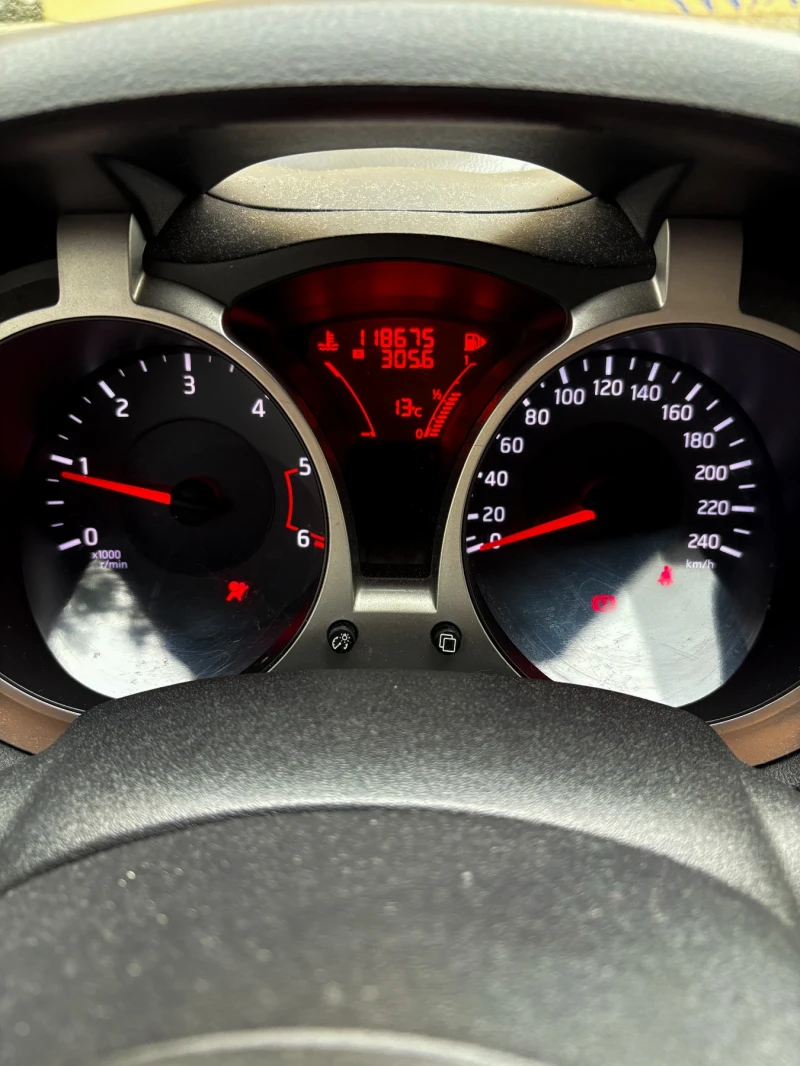 Nissan Juke, снимка 9 - Автомобили и джипове - 52597948