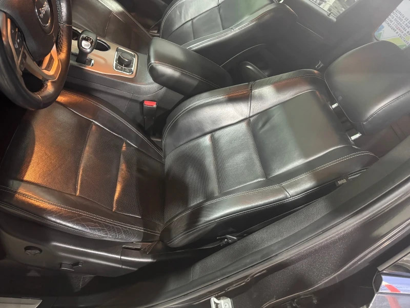 Jeep Grand cherokee, снимка 12 - Автомобили и джипове - 52552287