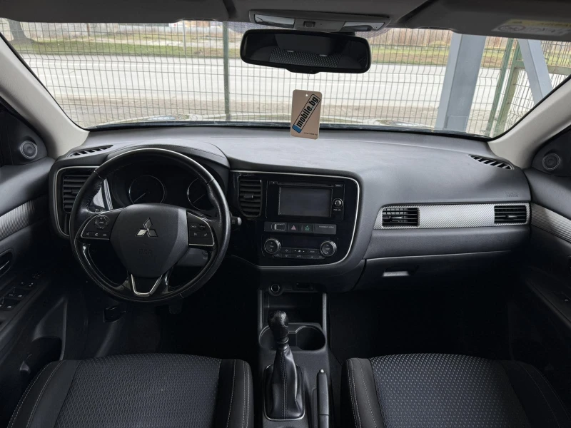 Mitsubishi Outlander 2.2D* 150ps* 6ск* 7м* НАВИ* КАМЕРА* Keyless, снимка 11 - Автомобили и джипове - 53197027