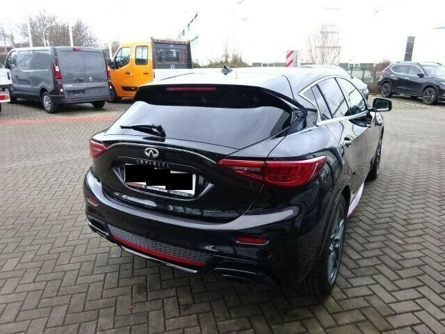 Infiniti Q30 2.2d AWD Sport, снимка 5 - Автомобили и джипове - 26043978