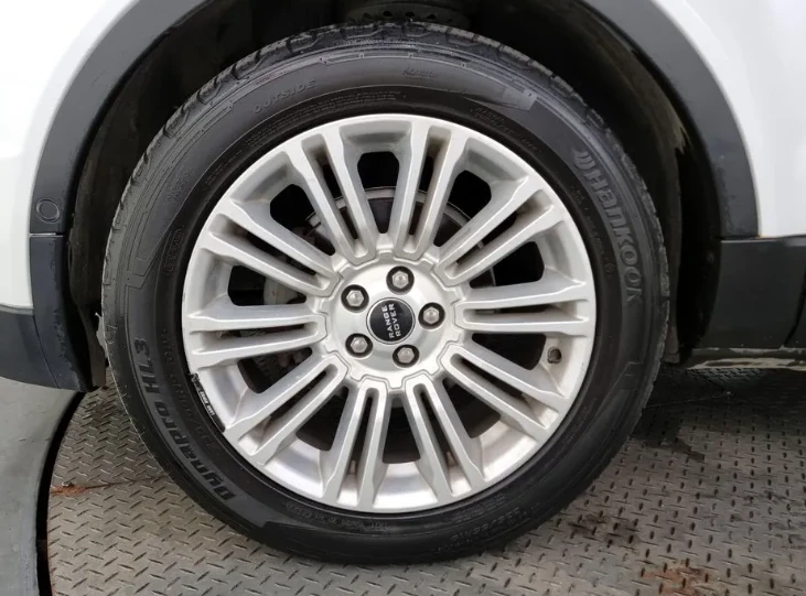 Land Rover Range Rover Evoque 2.2 Prestige - изображение 5