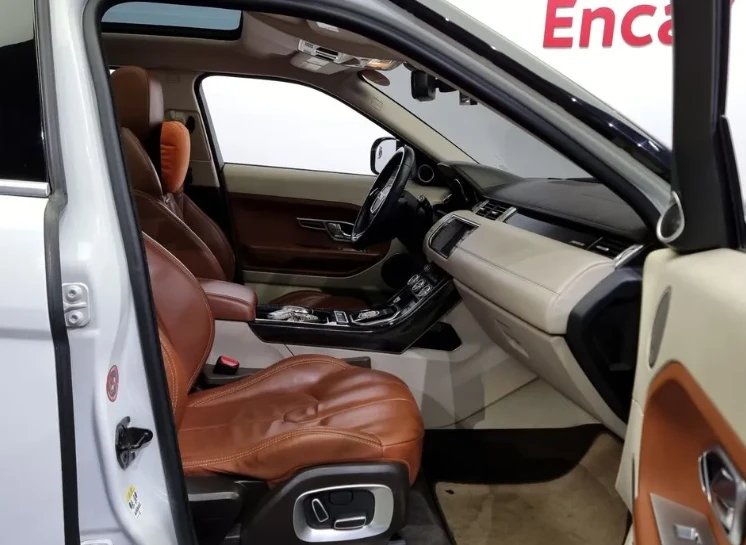 Land Rover Range Rover Evoque 2.2 Prestige - изображение 8