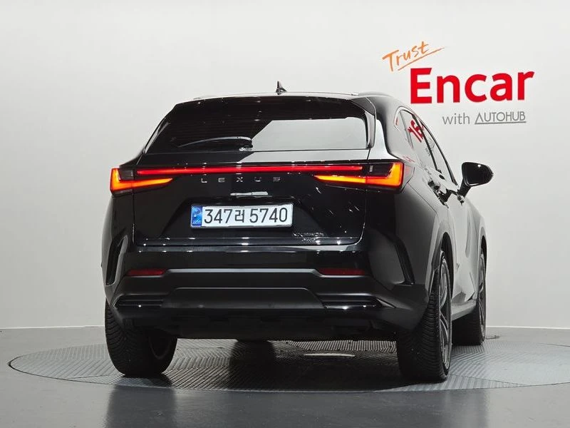 Lexus NX Premium| 239к.с.| ВКЛ.ТЕХНОТЕСТ, снимка 3 - Автомобили и джипове - 55643977