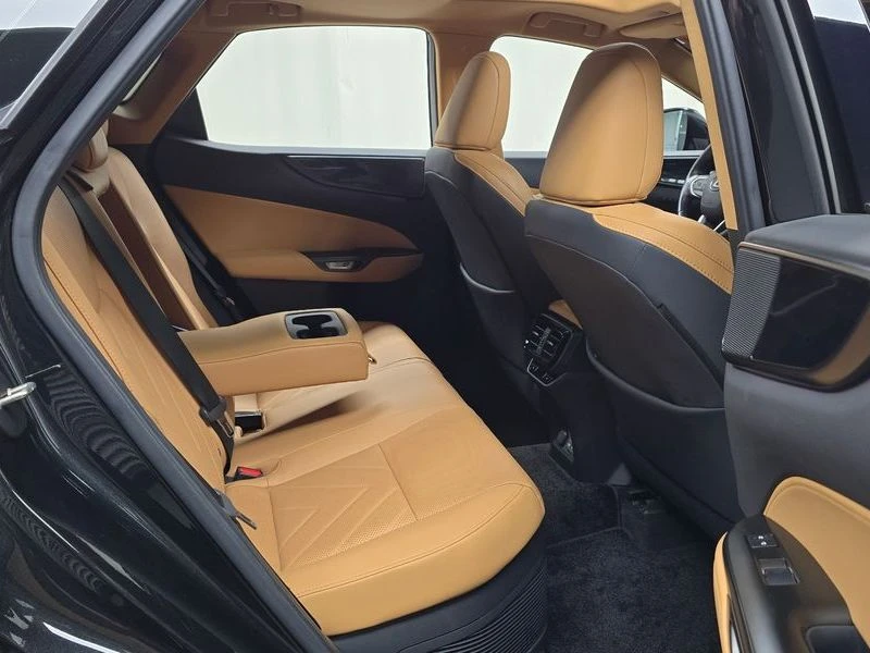 Lexus NX Premium| 239к.с.| ВКЛ.ТЕХНОТЕСТ, снимка 10 - Автомобили и джипове - 55643977