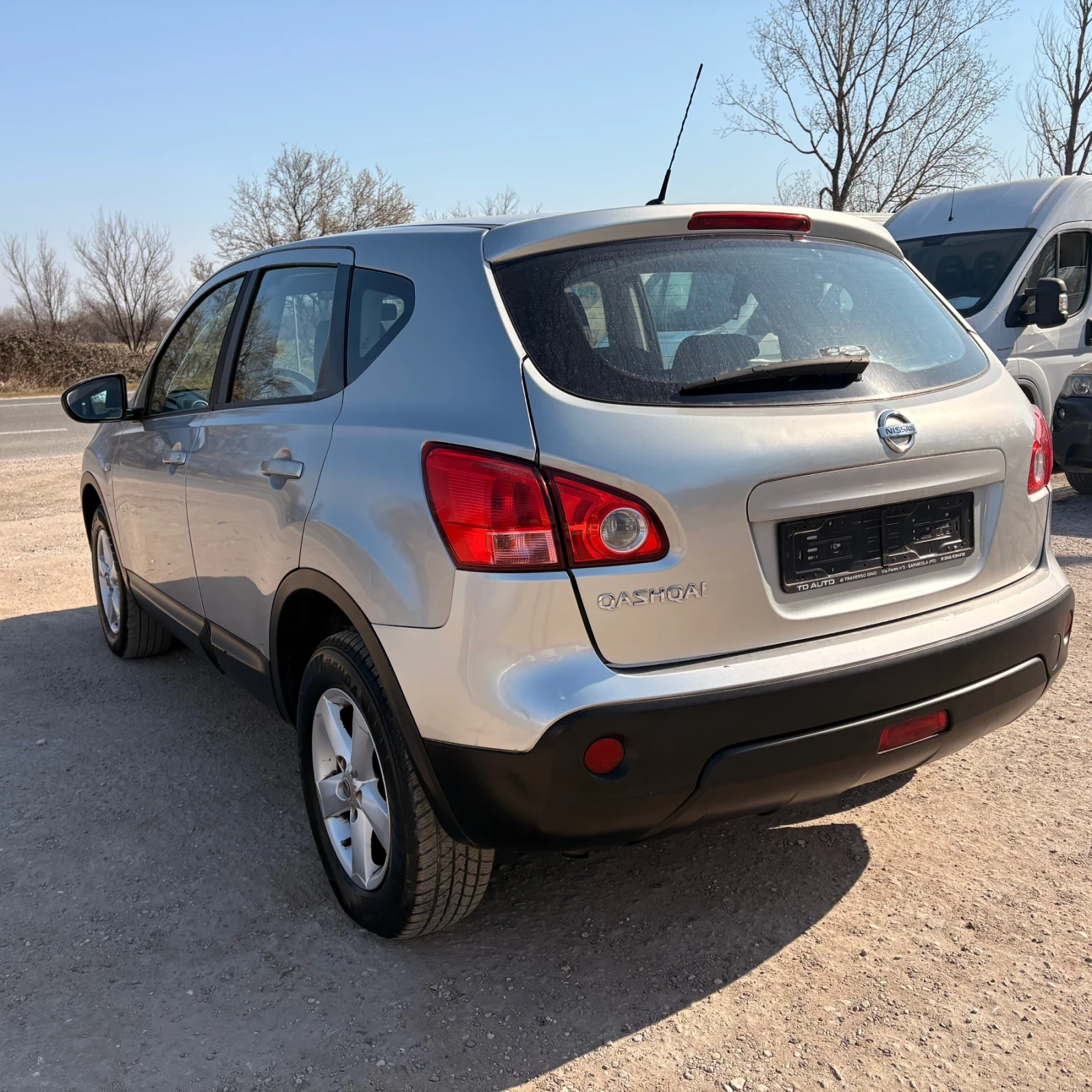 Nissan Qashqai 1.6 бензин с газ, снимка 5 - Автомобили и джипове - 53856503