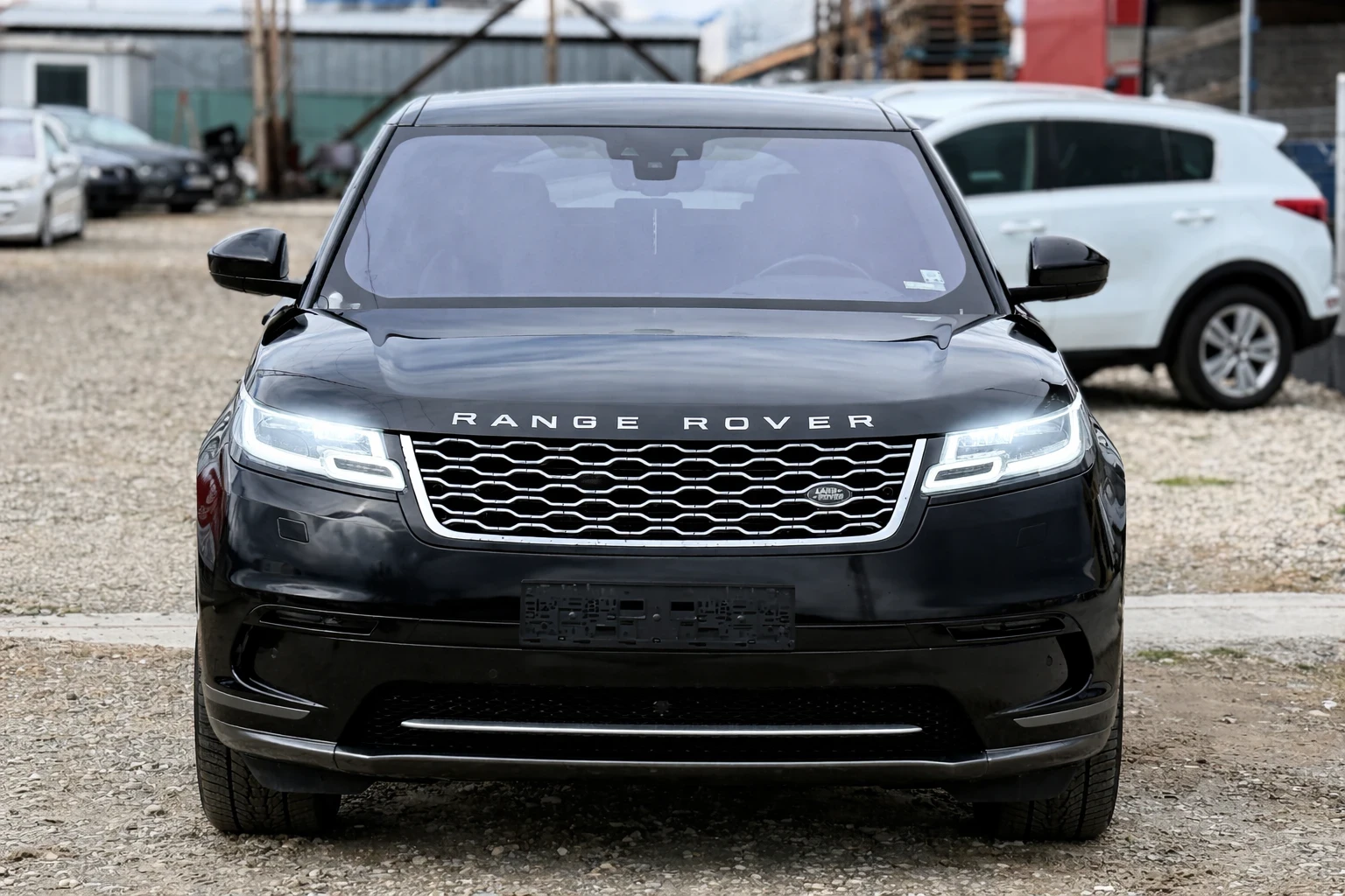 Land Rover Range Rover Velar 2.0  NAVI CAM ЛИЗИНГ БАРТЕР, снимка 2 - Автомобили и джипове - 54010590