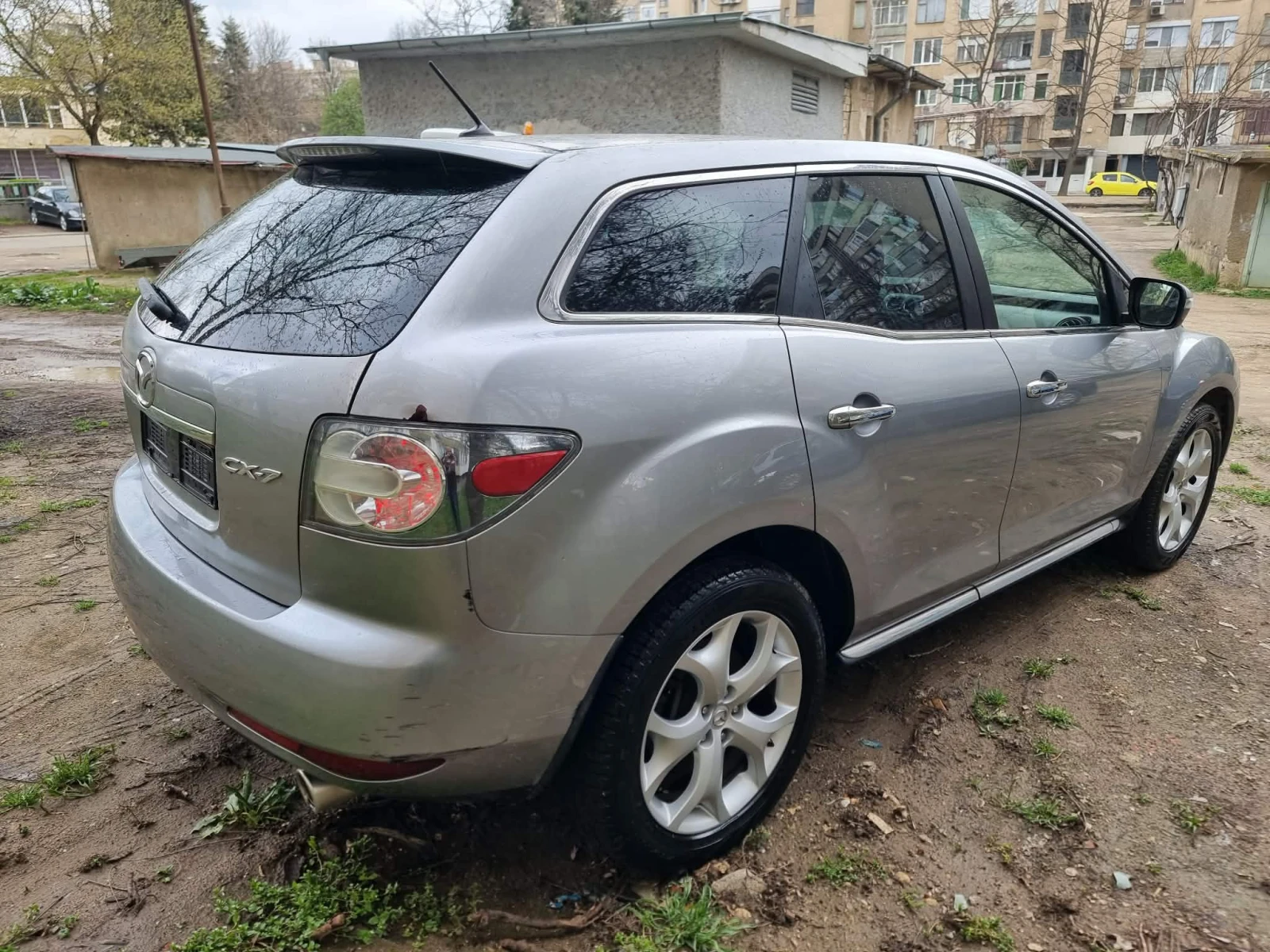 Mazda CX-7 2.2 CD/Фейс/19 ски/Xenon, снимка 17 - Автомобили и джипове - 54072570