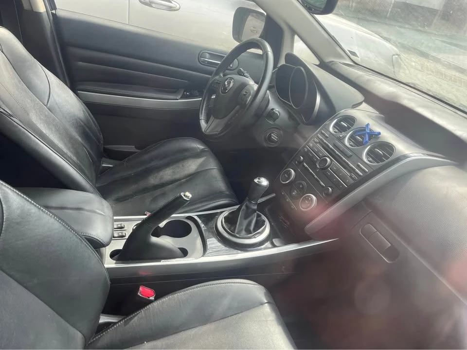 Mazda CX-7 2.2 CD/Фейс/19 ски/Xenon, снимка 3 - Автомобили и джипове - 54072570