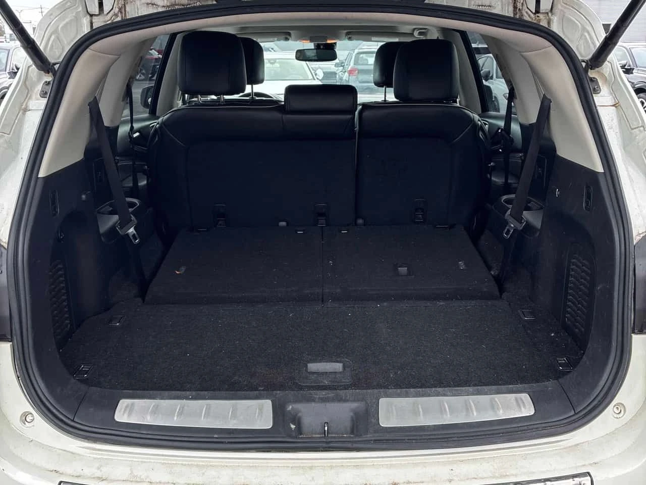 Infiniti QX60 * AWD 4dr * 2 КЛЮЧА* ПОДГРЕВ* PANO* , снимка 13 - Автомобили и джипове - 54481276