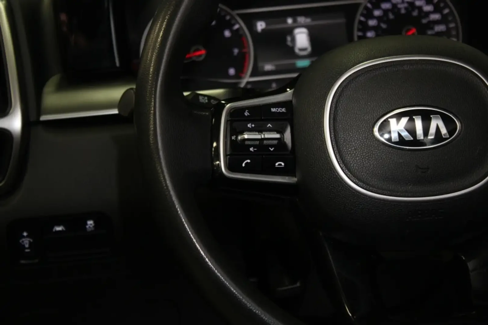 Kia Sorento LX Awd, снимка 14 - Автомобили и джипове - 54881419