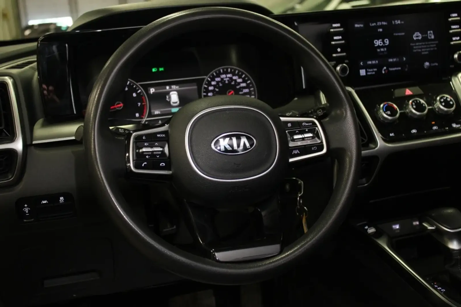 Kia Sorento LX Awd, снимка 12 - Автомобили и джипове - 54881419
