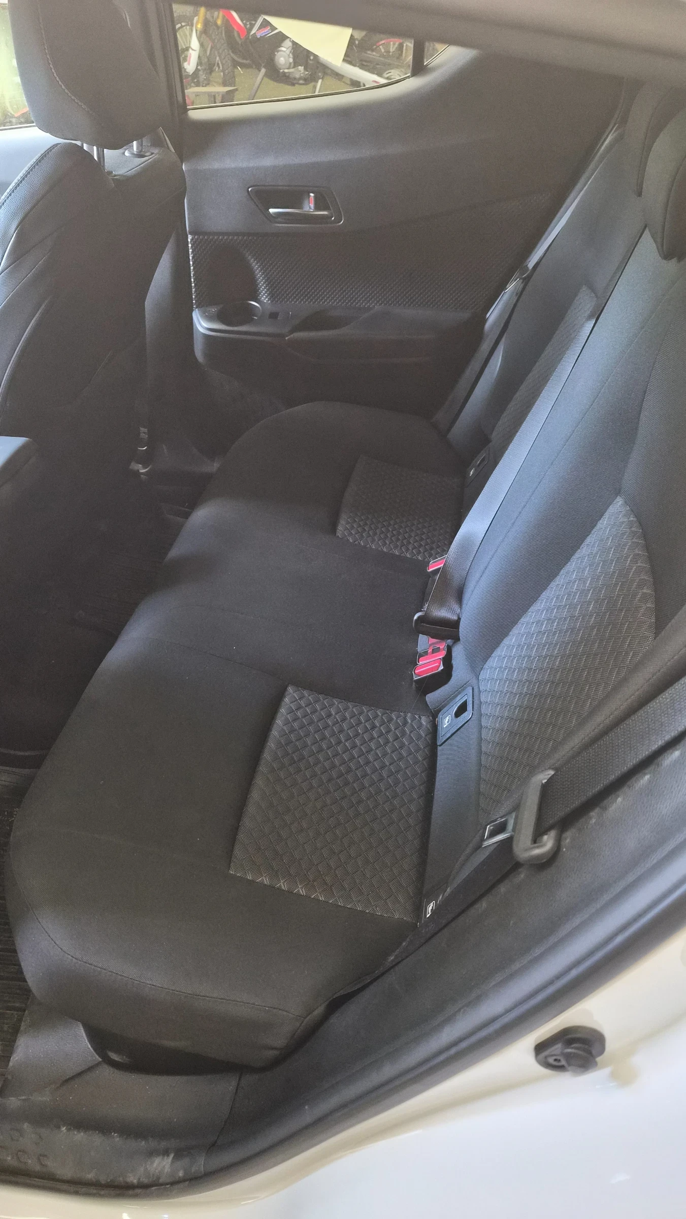 Toyota C-HR, снимка 8 - Автомобили и джипове - 55084660