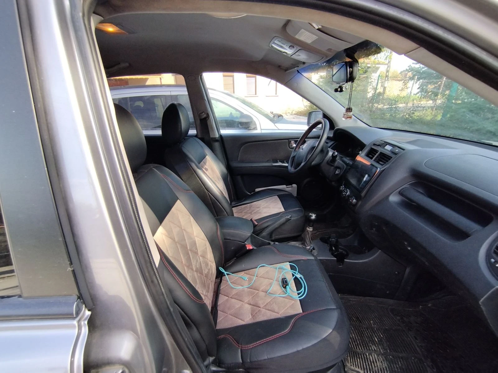 Kia Sportage, снимка 5 - Автомобили и джипове - 56391746