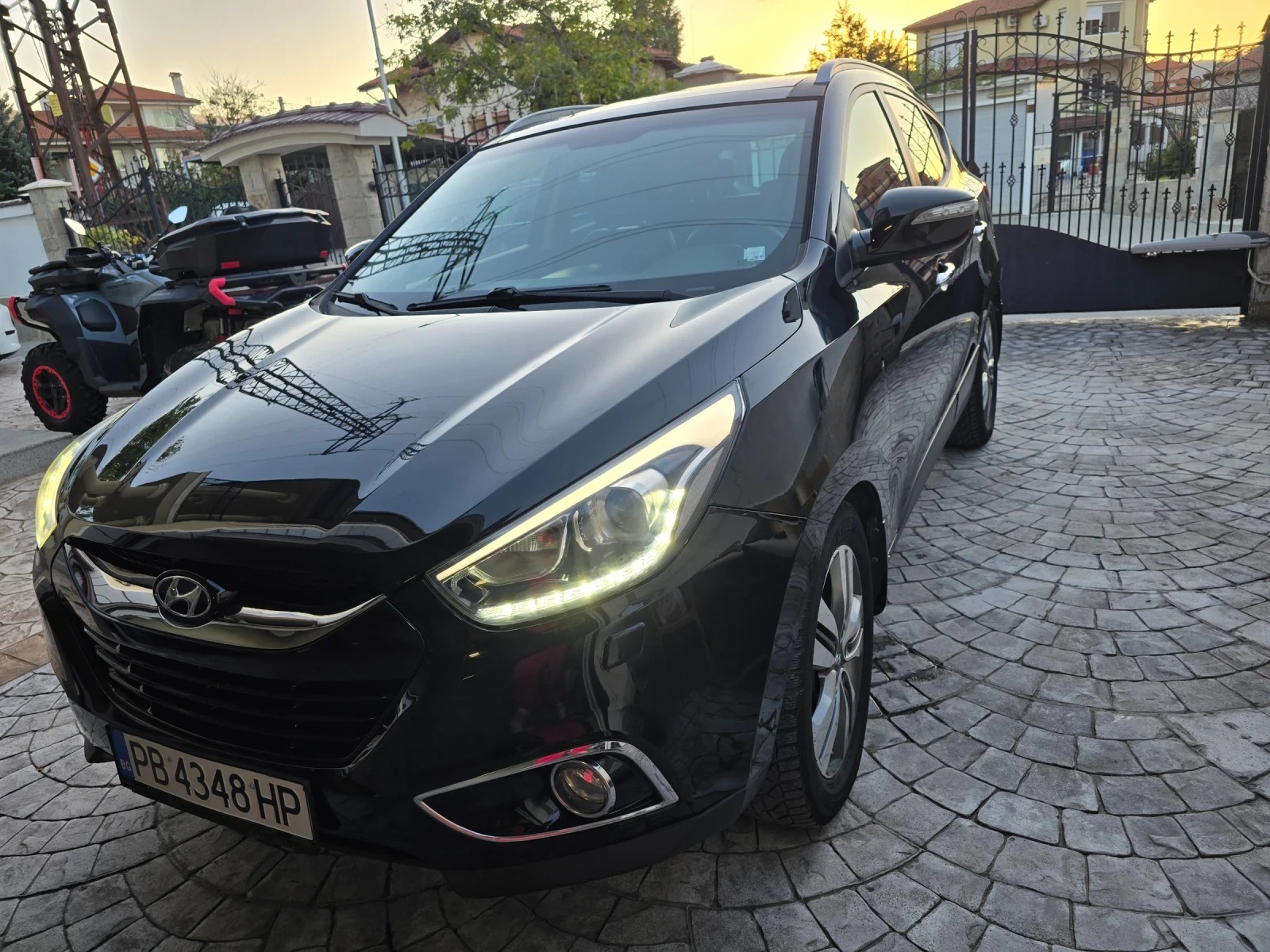 Hyundai IX35, снимка 2 - Автомобили и джипове - 56570014