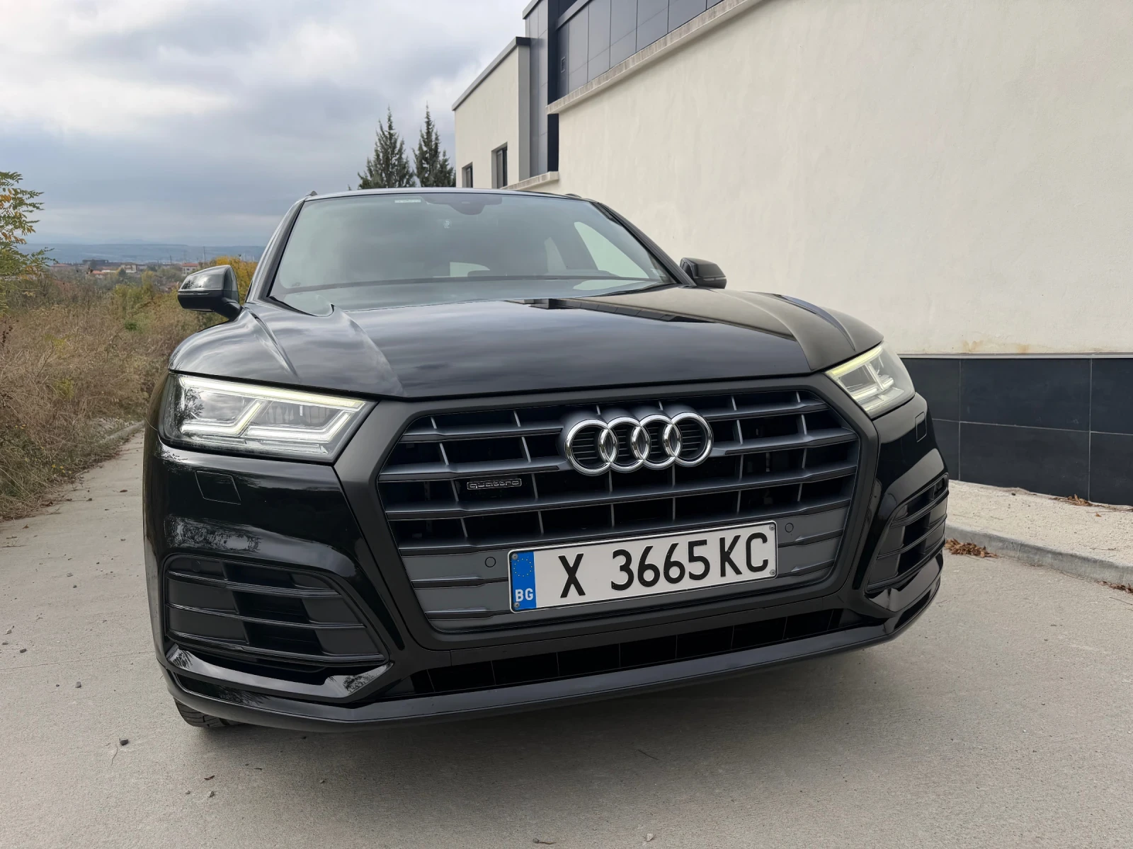 Audi Q5, снимка 2 - Автомобили и джипове - 56644372