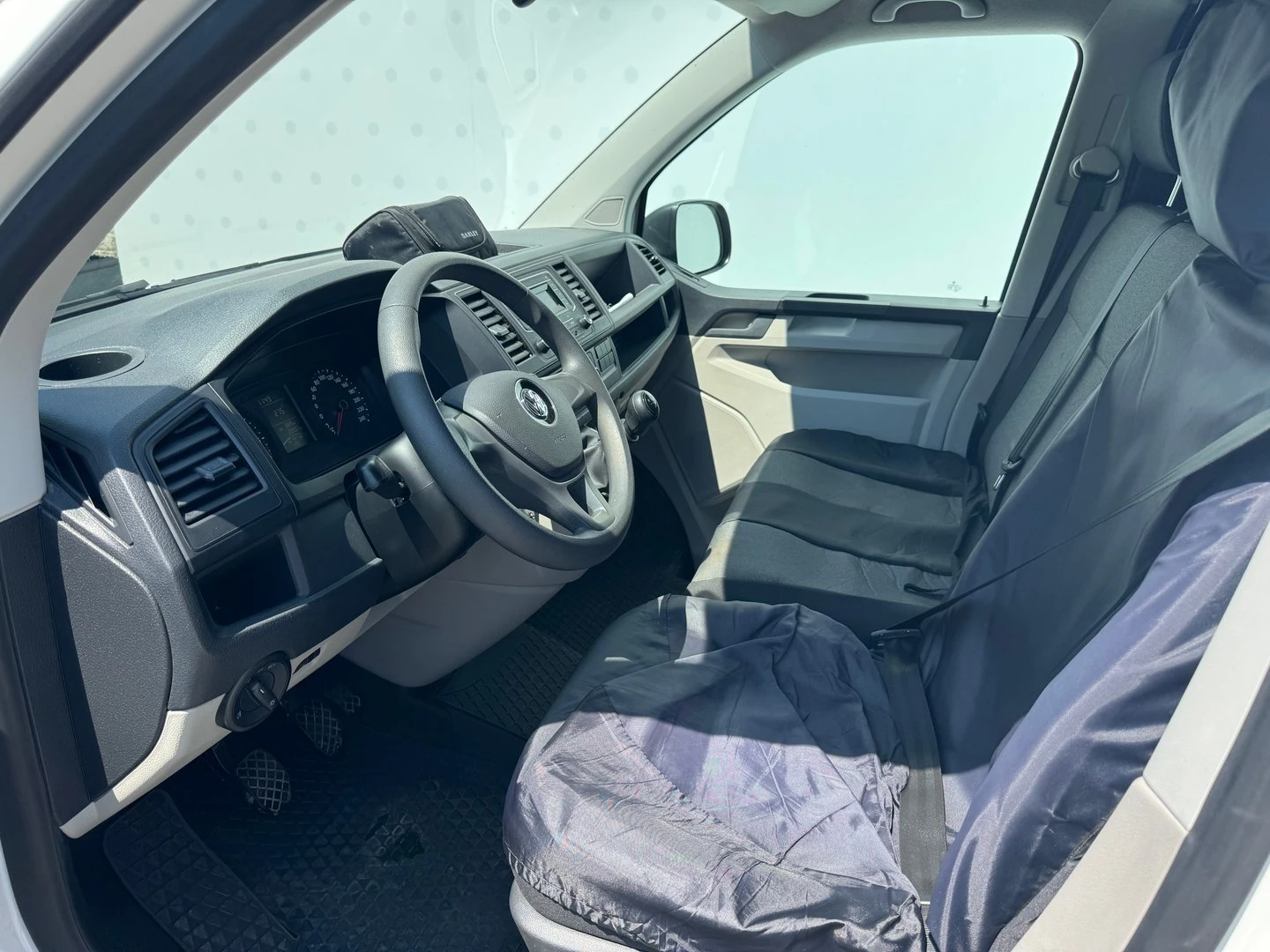 VW Transporter VW Transporter Kasten S TDI BMT 5.8 m3 - изображение 5
