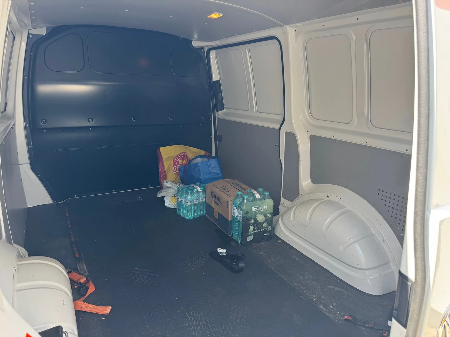 VW Transporter VW Transporter Kasten S TDI BMT 5.8 m3 - изображение 9