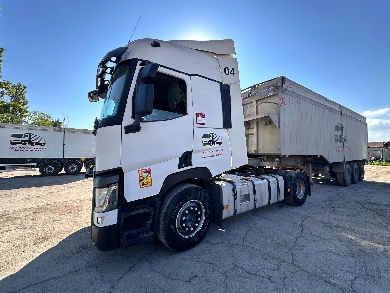 Renault T