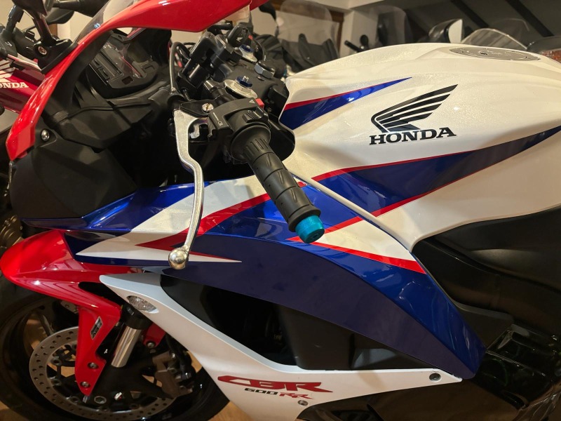 Honda Cbr 600 RR ABS !!! Yoshimura, снимка 13 - Мотоциклети и мототехника - 45227158