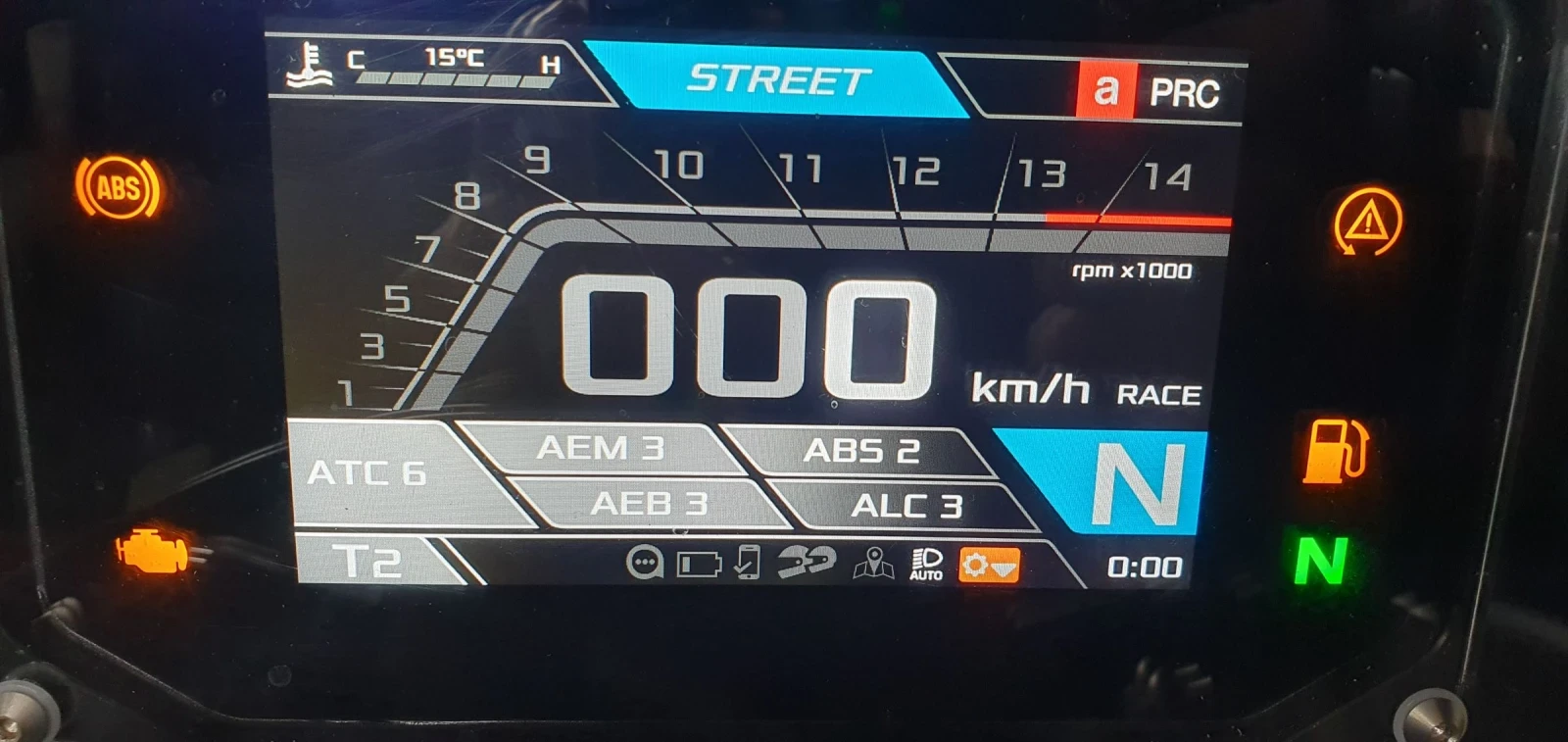 Aprilia RSV4 1100 пистов - изображение 8