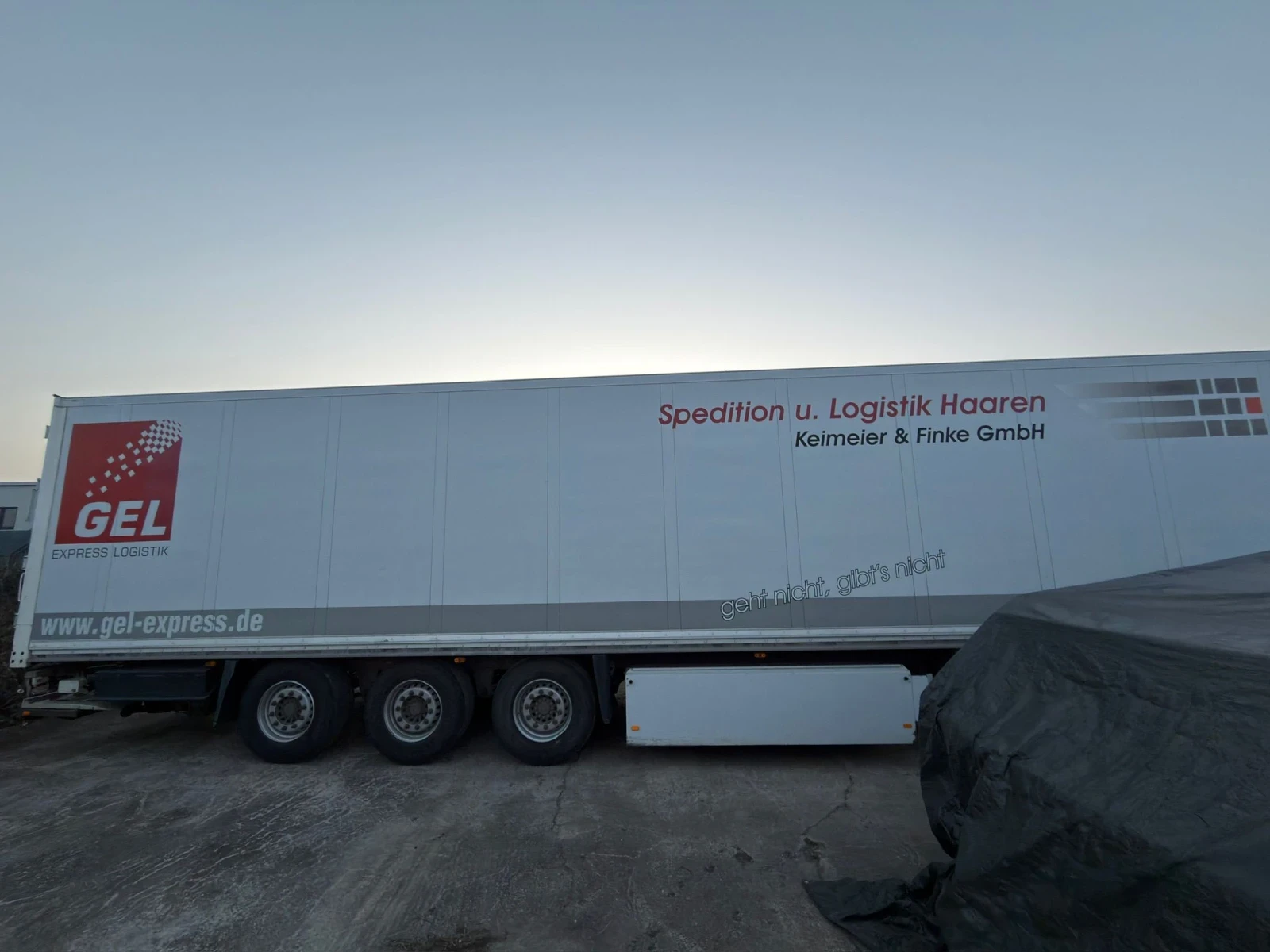 Полуремарке Schmitz SKO 24L