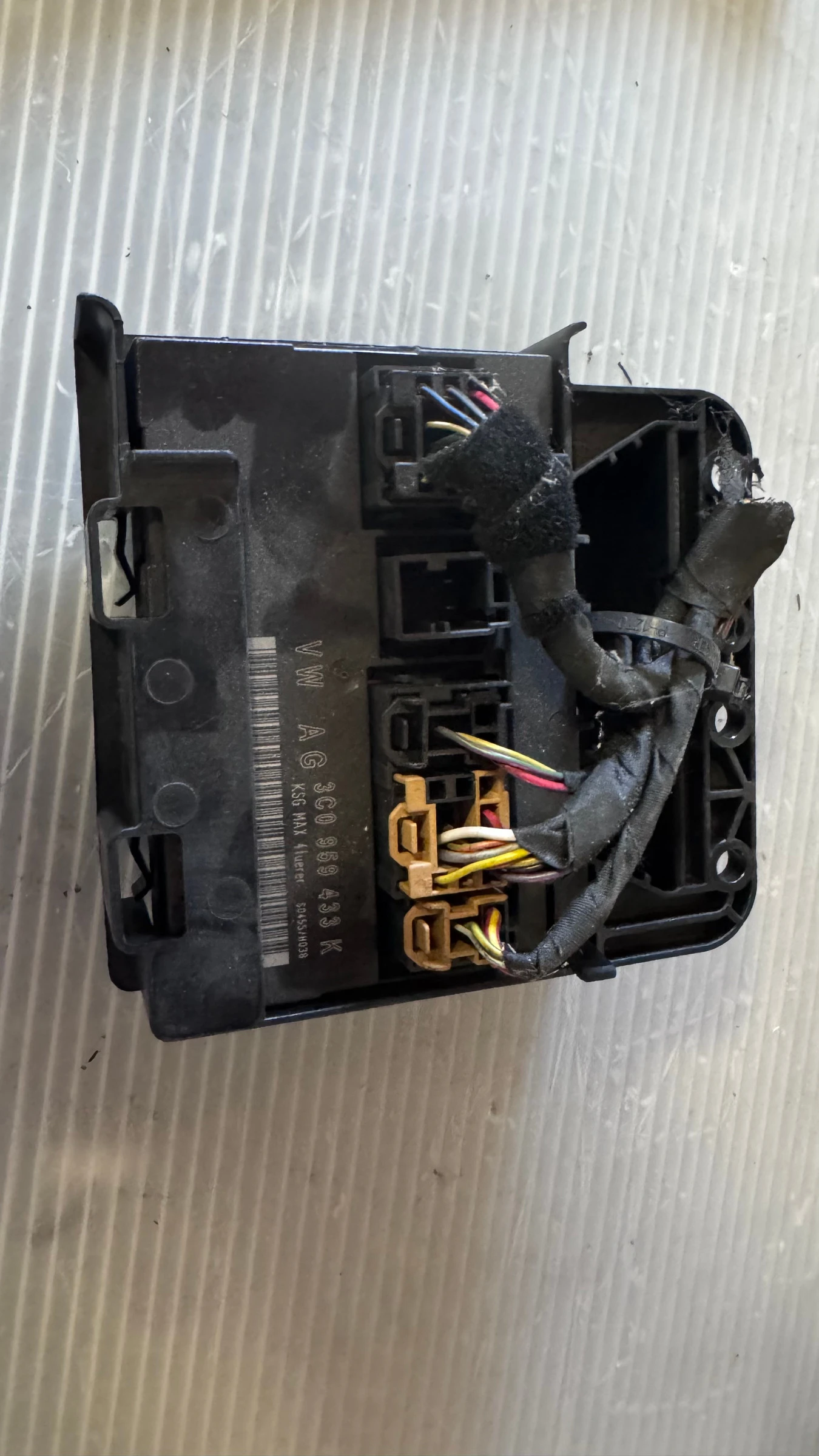   a VW Golf 5 - 1K1907348 /  3C0959433 | Mobile.bg   1