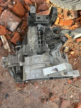 Ръчна скоростна кутия за Фолксваген Поло 1.0 i, снимка 2 - Части - 52723283