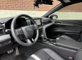 Toyota Camry SE UPGRADE * ПОДГРЕВ * КАМЕРА * BLIND SPOT * , снимка 6